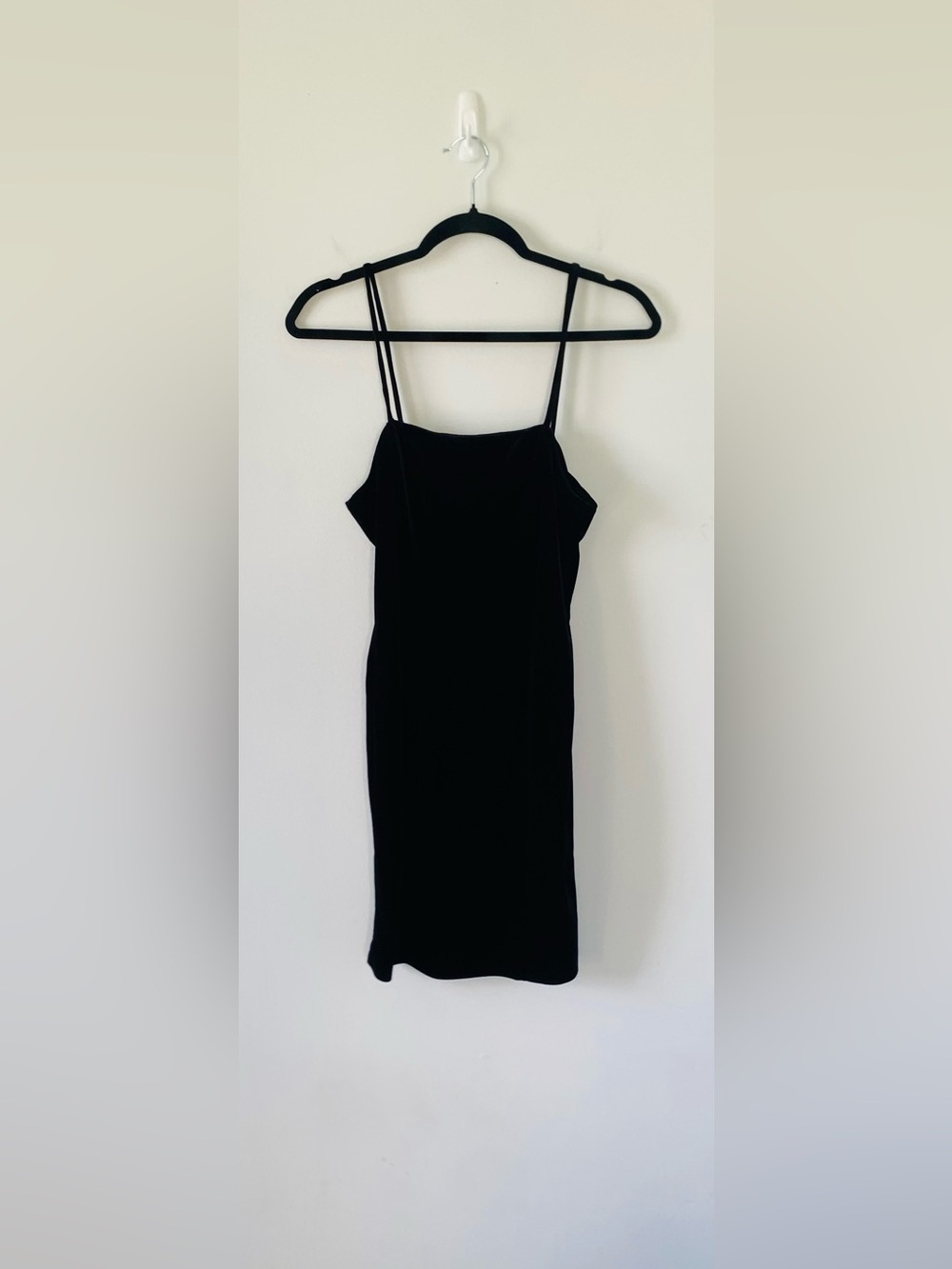 Classic Black Velvet Slip Dress - Sleek Spaghetti Strap Evening Dress Size M EUC